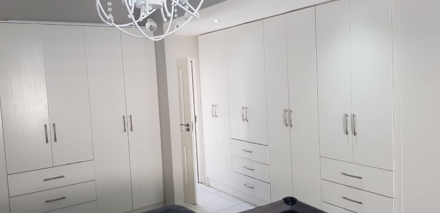 3 Bedroom Property for Sale in Sunset Estate Western Cape